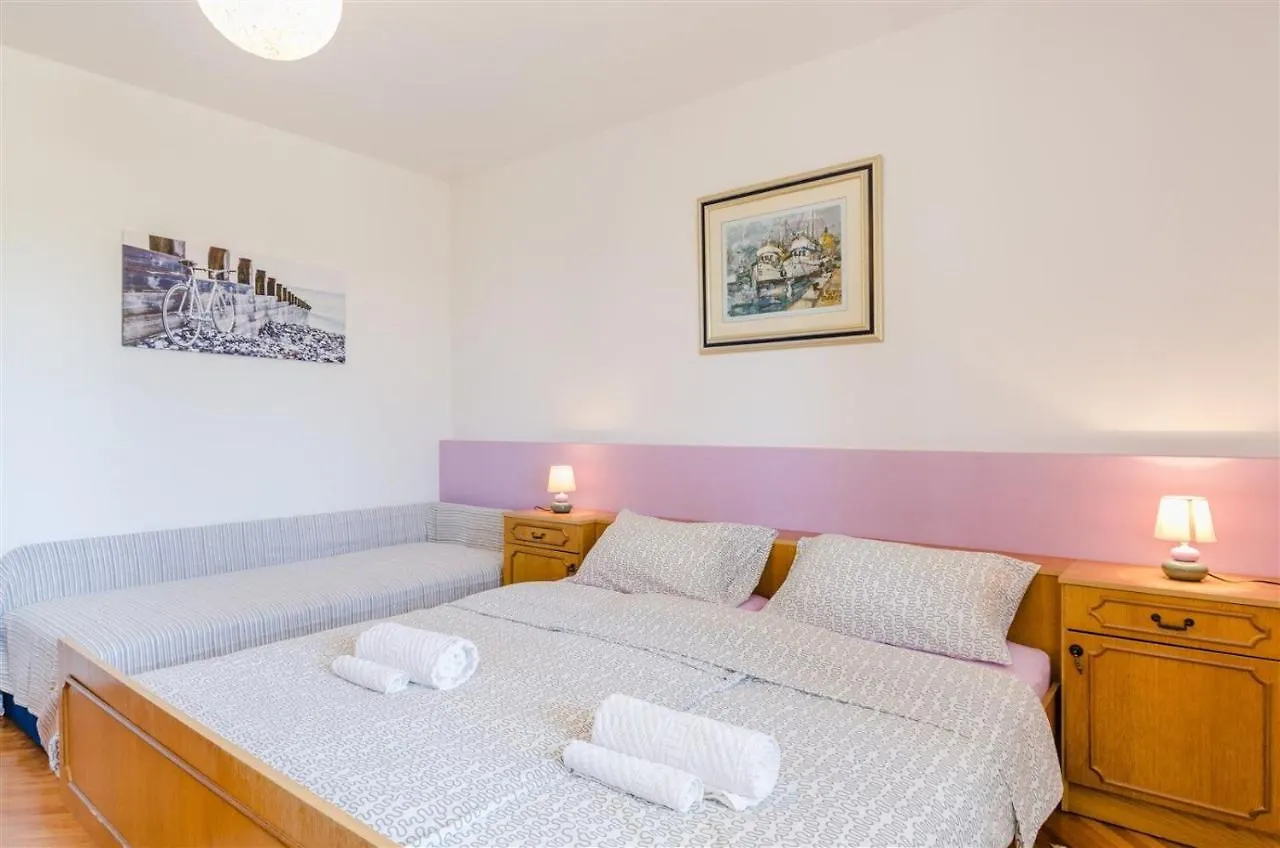 Apartments Rajna Crikvenica