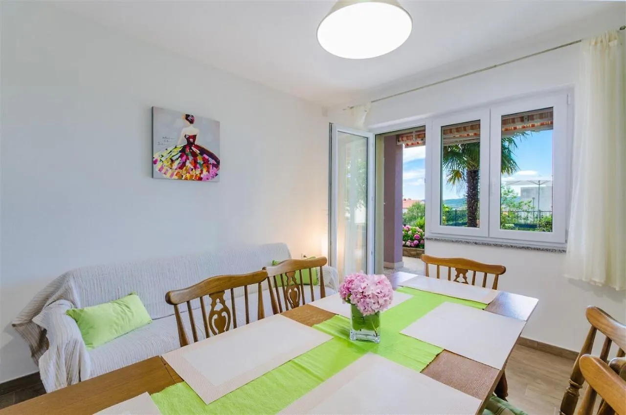 Apartments Rajna Crikvenica